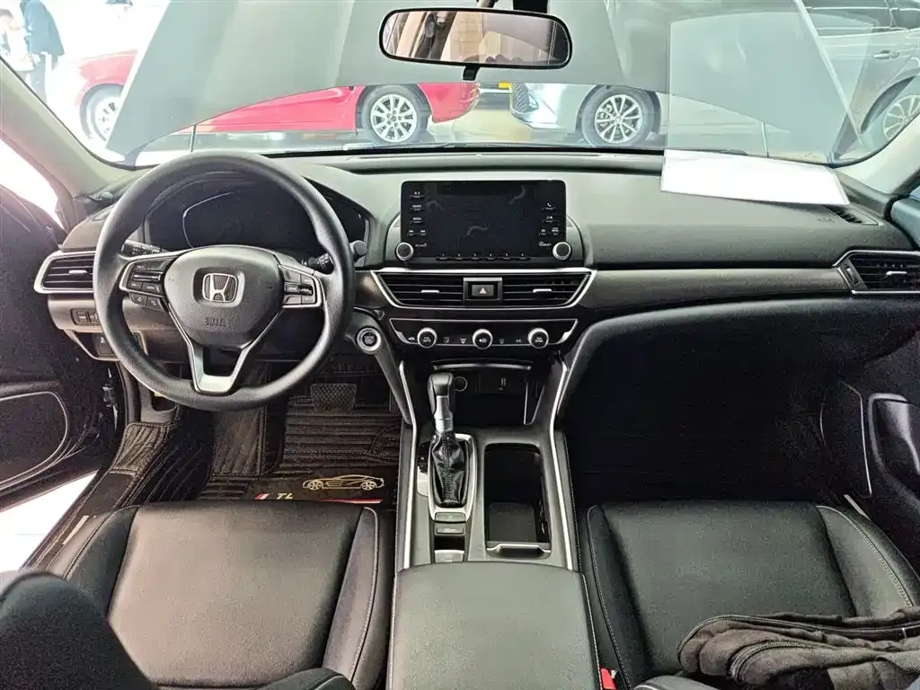 Honda Inspire — фото 10
