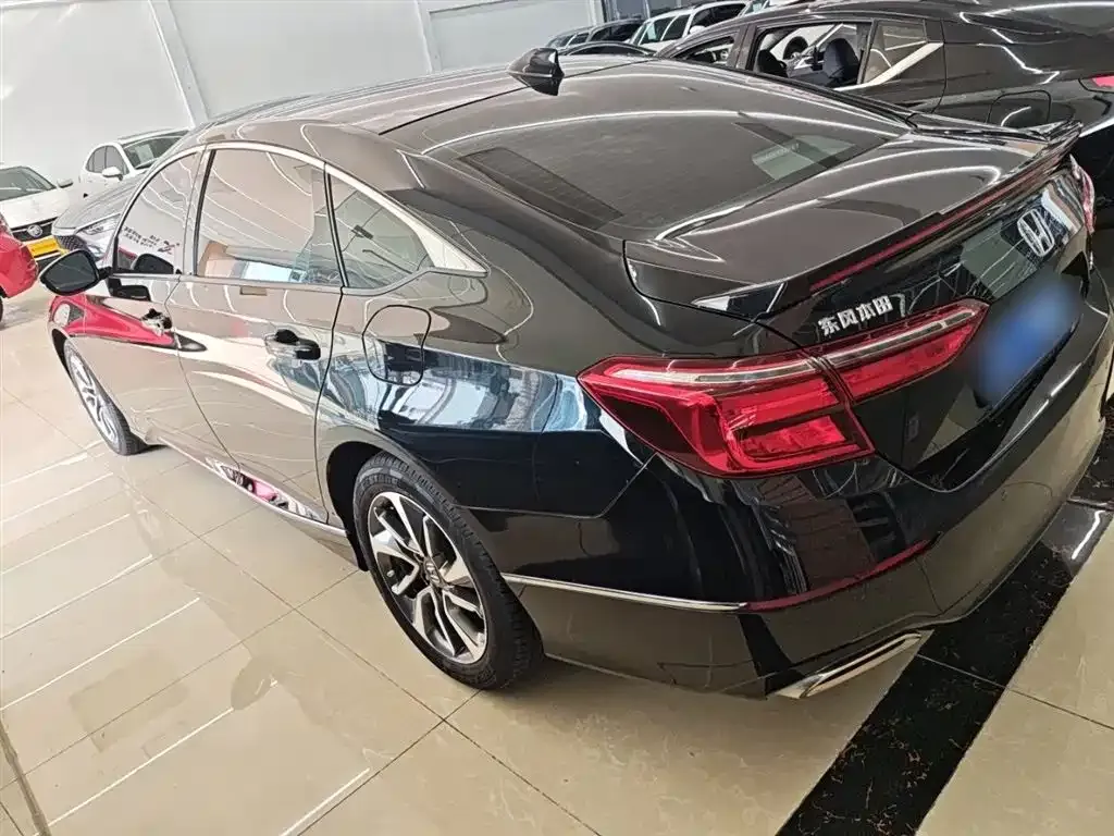 Honda Inspire — фото 5