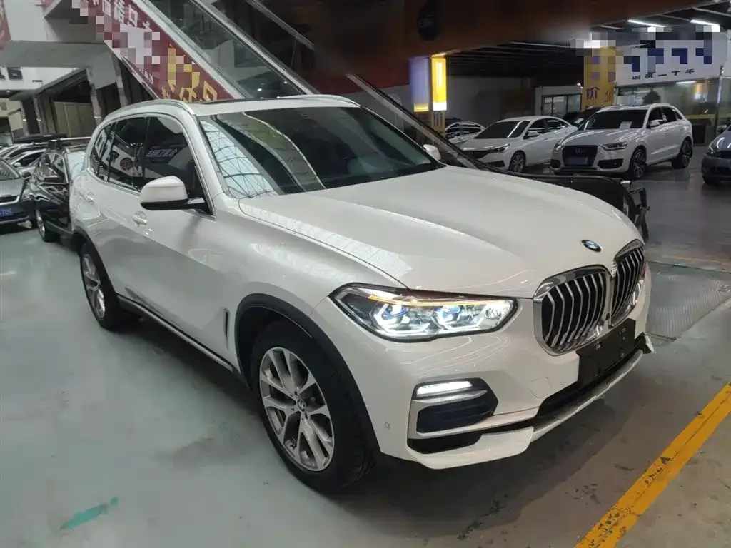 BMW X5 (Import) — фото 4