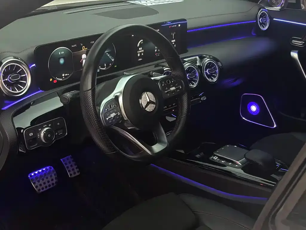 Mercedes-Benz CLA (Import) — фото 4