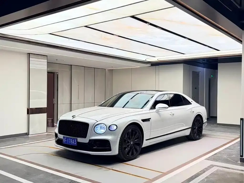 Bentley Flying Spur — фото 5
