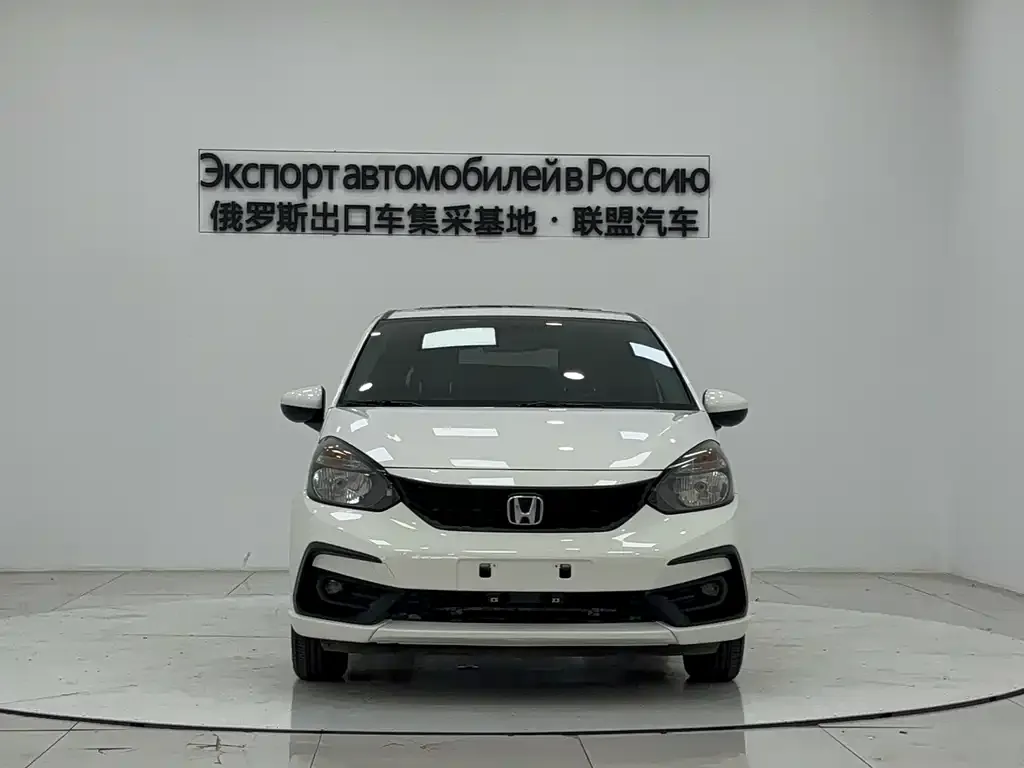 Honda Fit — фото 3