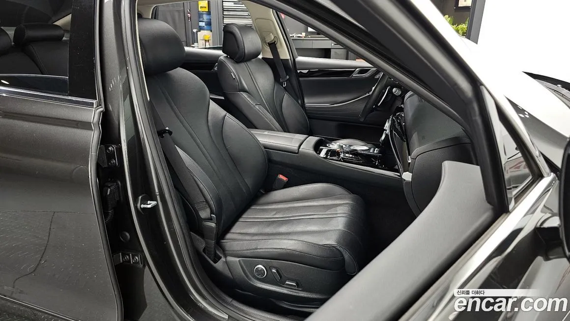 Genesis G80 — фото 10
