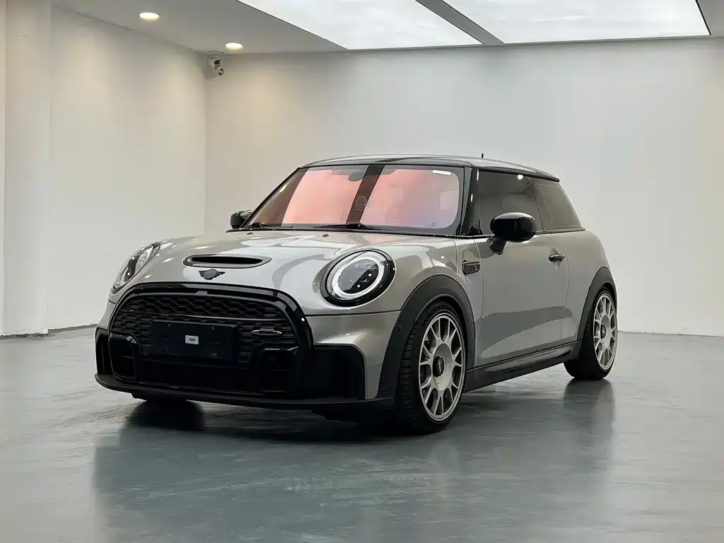 MINI Cooper (3-door) — фото 1