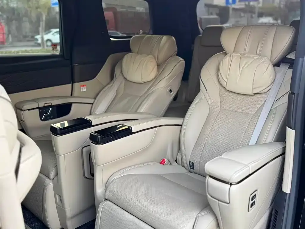 Toyota Vellfire — фото 9