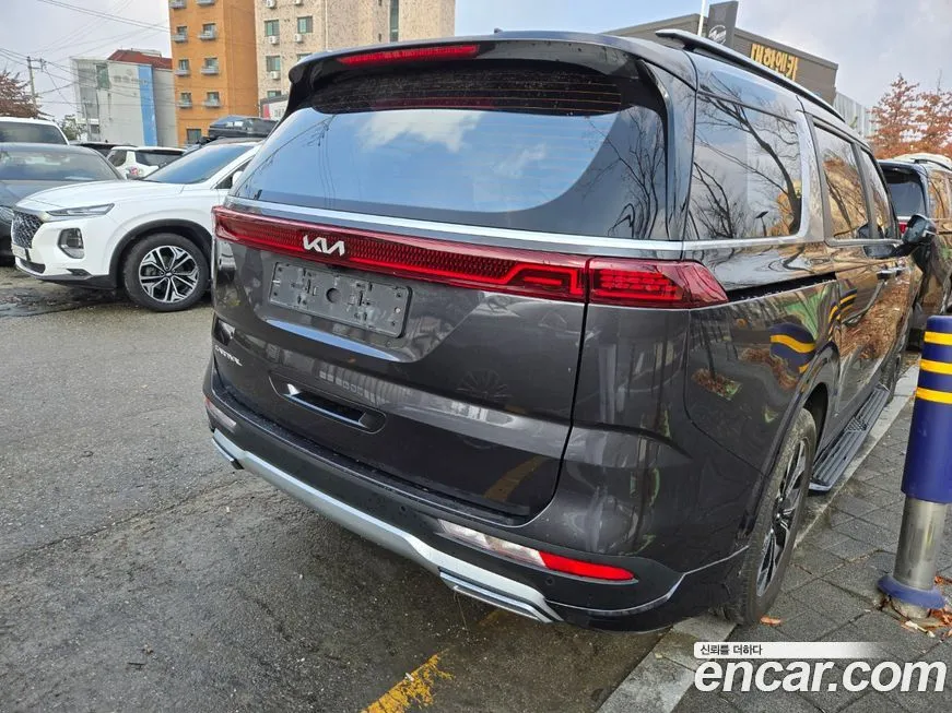 Kia Carnival — фото 2