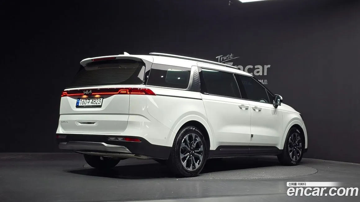 Kia Carnival — фото 2