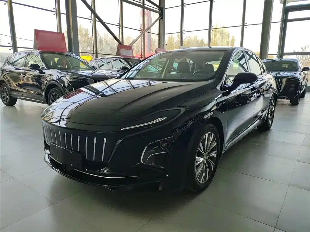 Hongqi E-QM5 — фото 2