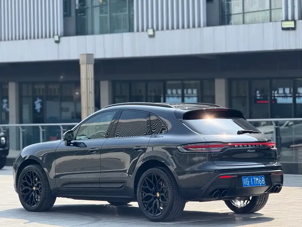 Porsche Macan — фото 8