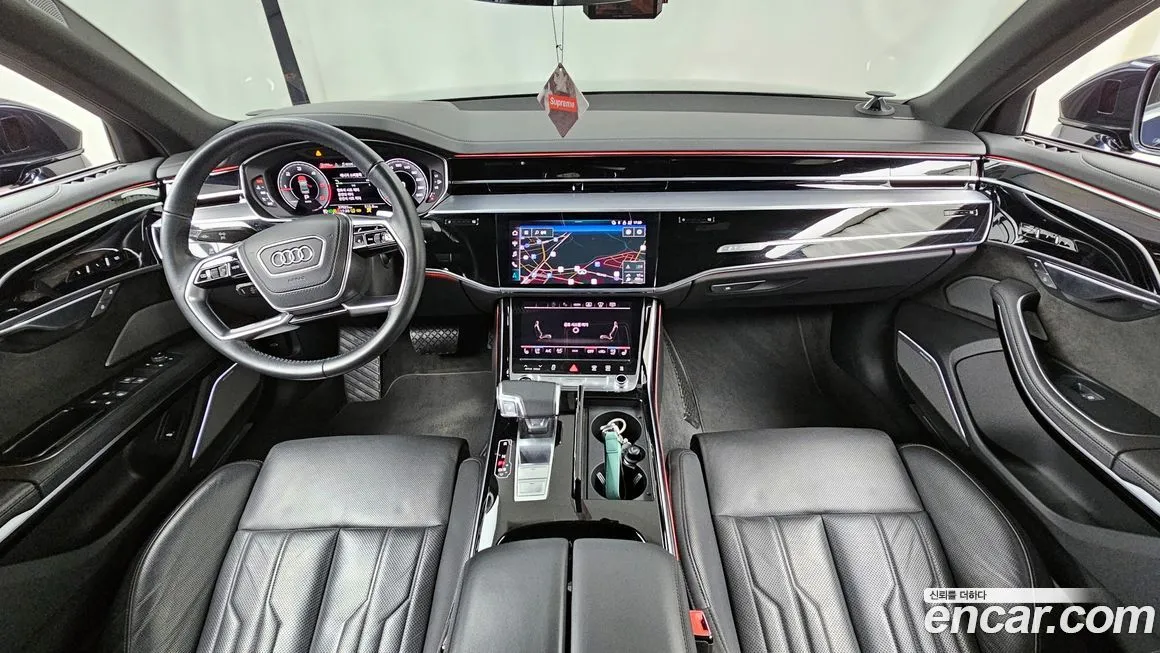 Audi A8 — фото 7