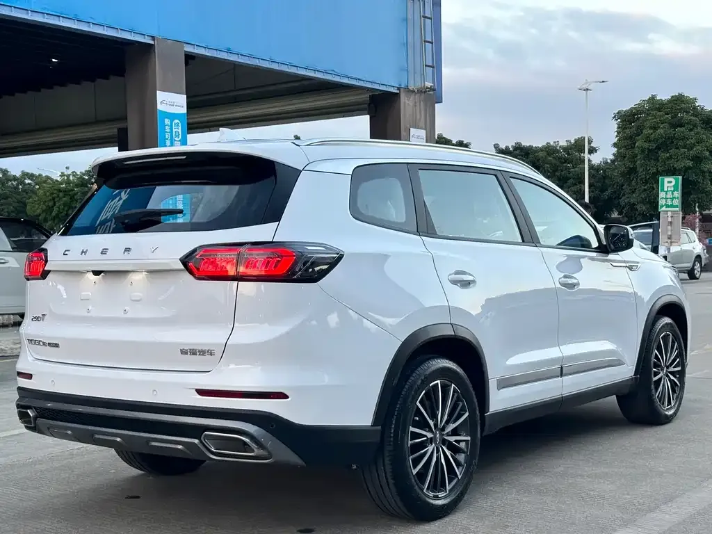 Chery Tiggo 8 PLUS — фото 6