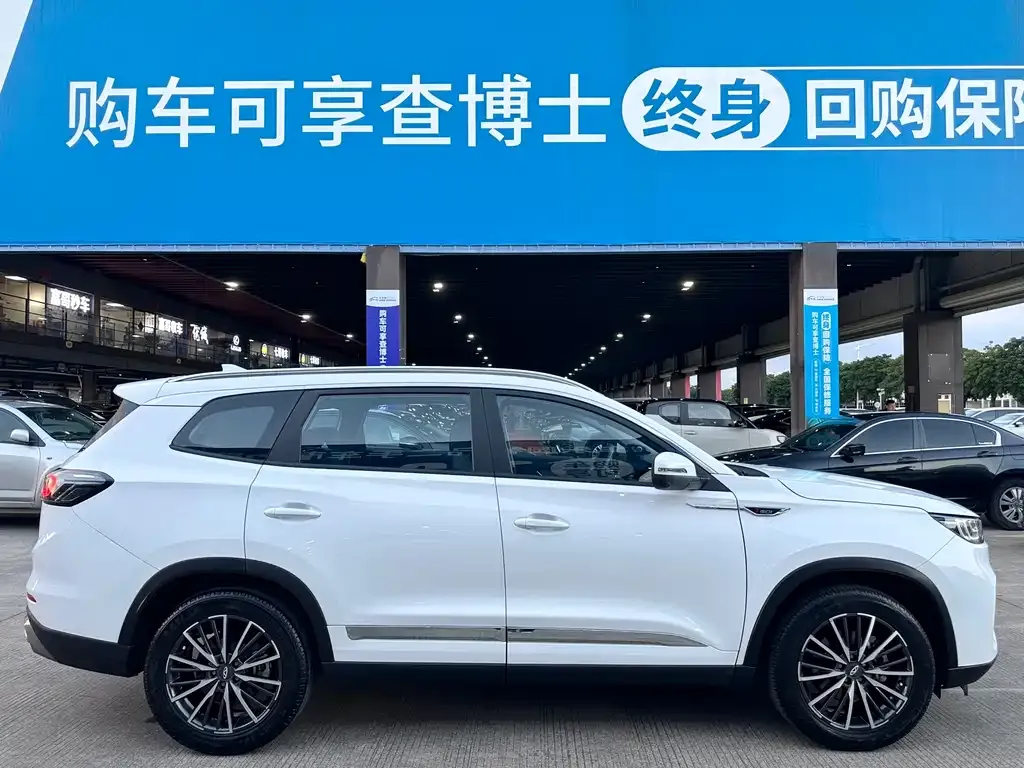 Chery Tiggo 8 PLUS — фото 8