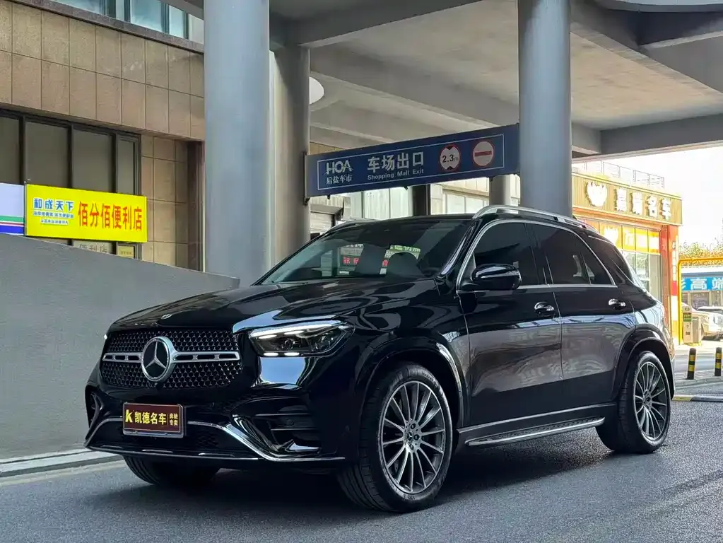 Mercedes-Benz GLE — фото 1