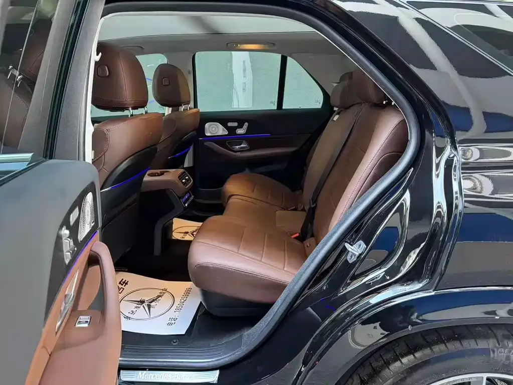 Mercedes-Benz GLE — фото 9
