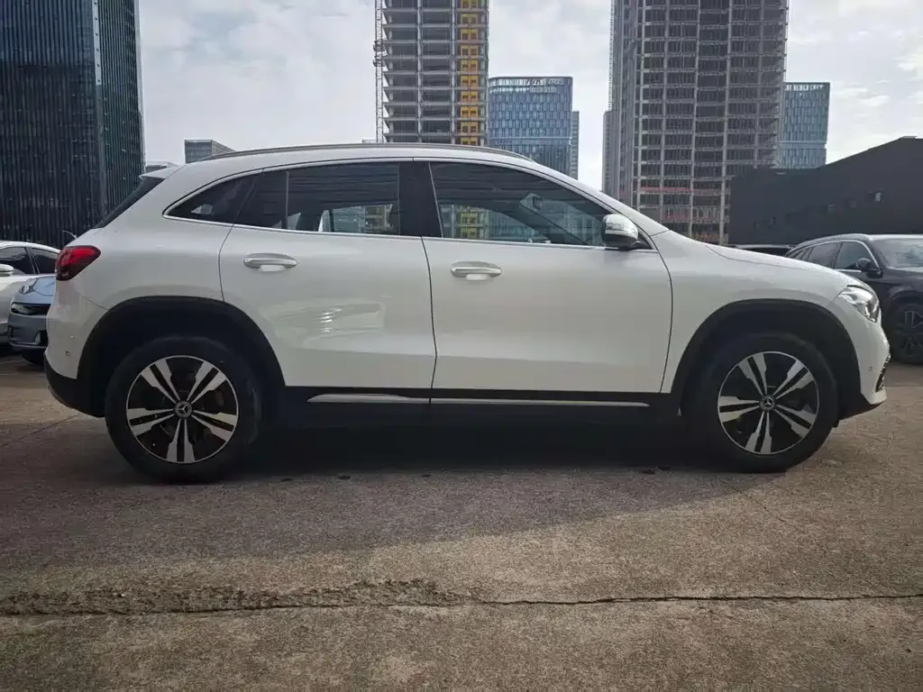 Mercedes-Benz GLA — фото 4