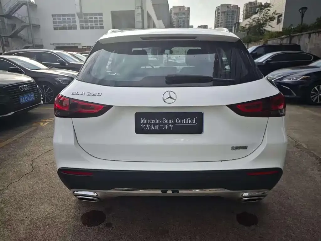 Mercedes-Benz GLA — фото 6