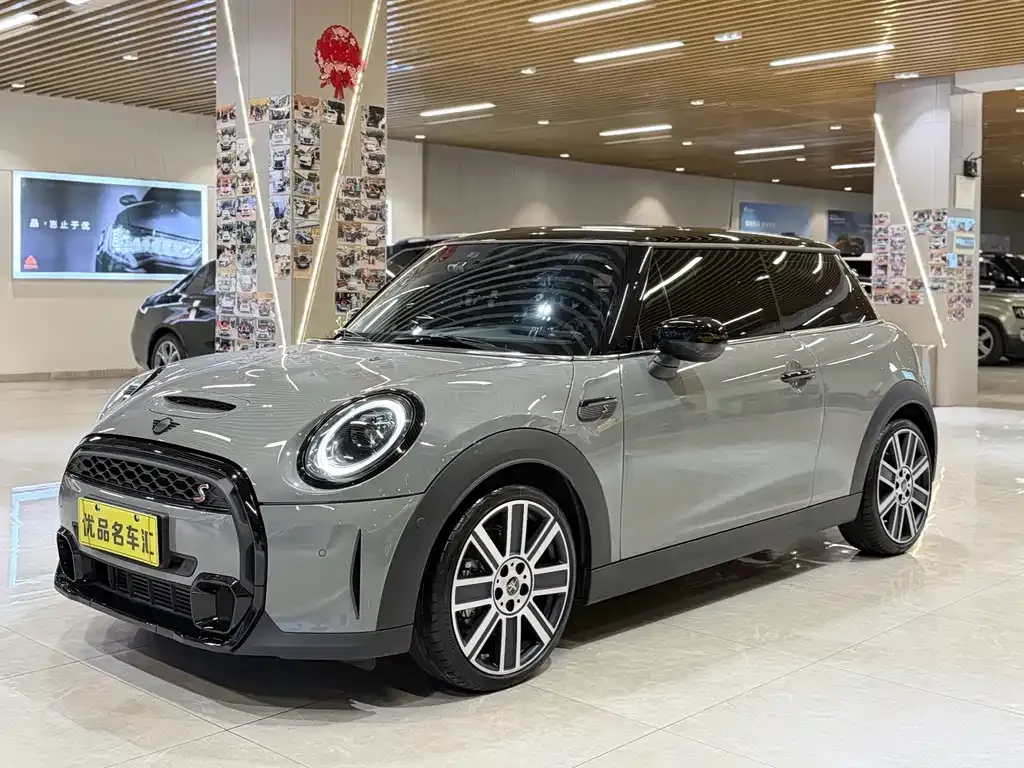 MINI Cooper (3-door) — фото 1
