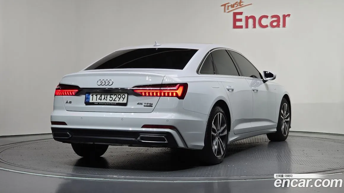Audi A6 — фото 2