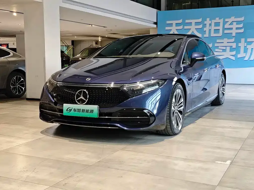 Mercedes-Benz EQS — фото 1