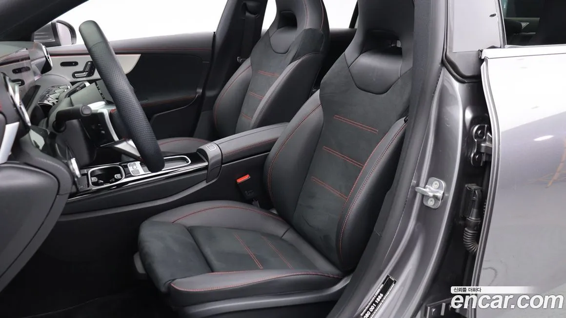 Mercedes-Benz CLA-Class — фото 10