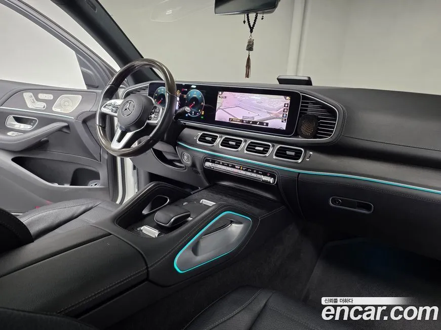 Mercedes-Benz GLS-Class — фото 7