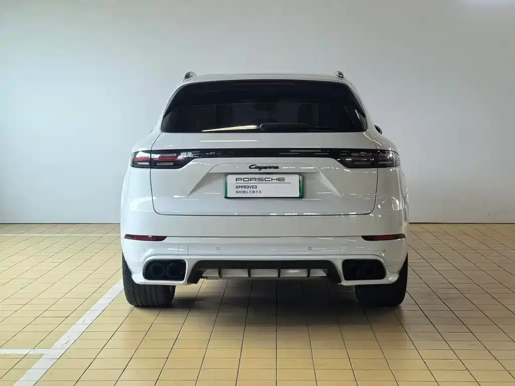 Porsche Cayenne Hybrid — фото 6