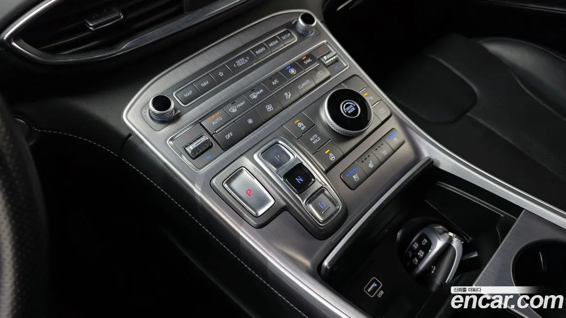 Hyundai Santafe — фото 9