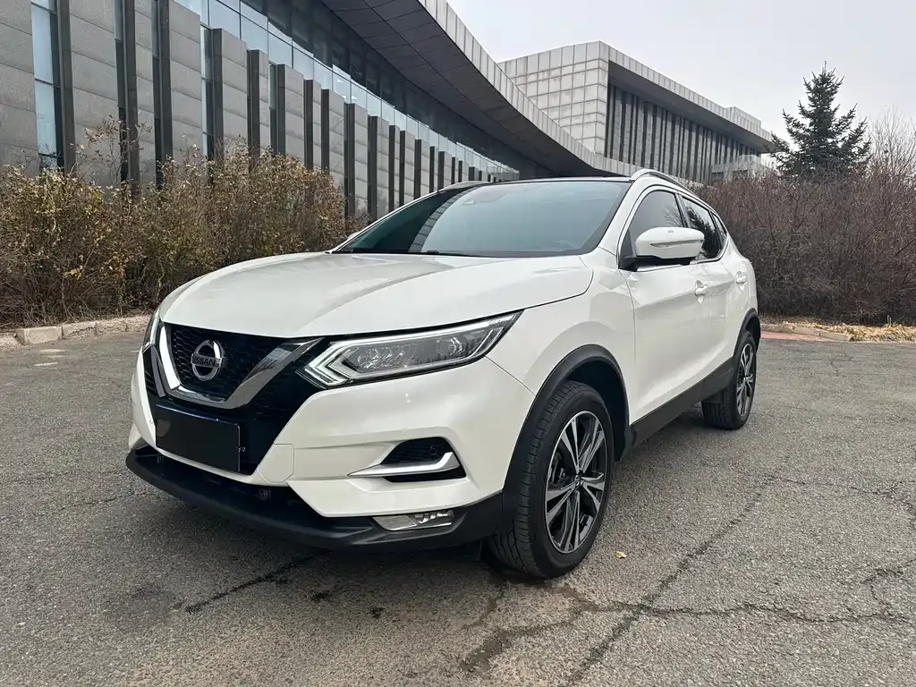 Nissan Qashqai — фото 3