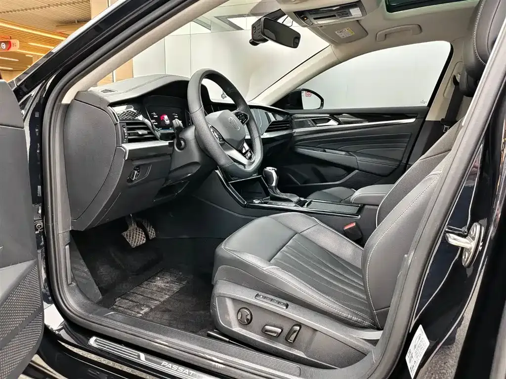 Volkswagen Passat — фото 6