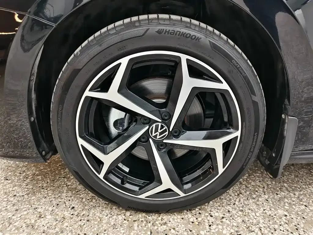 Volkswagen Passat — фото 9