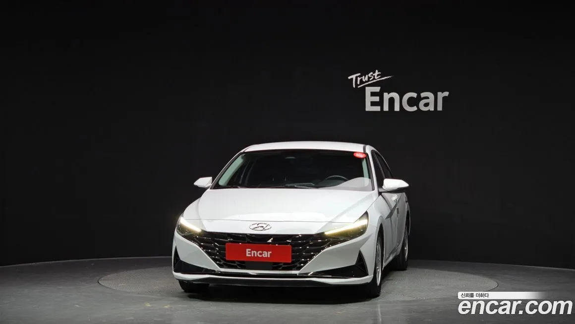 Hyundai AVANTE — фото 3