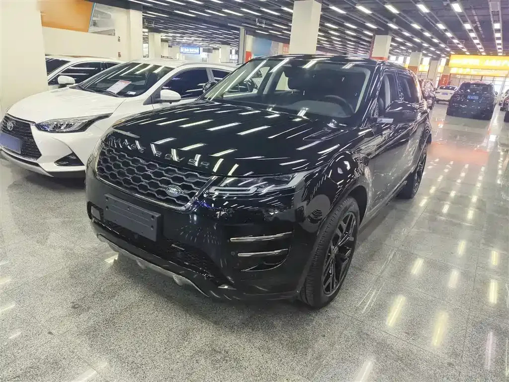 Land Rover Evoque — фото 1