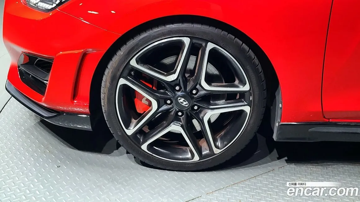 Hyundai Veloster — фото 5