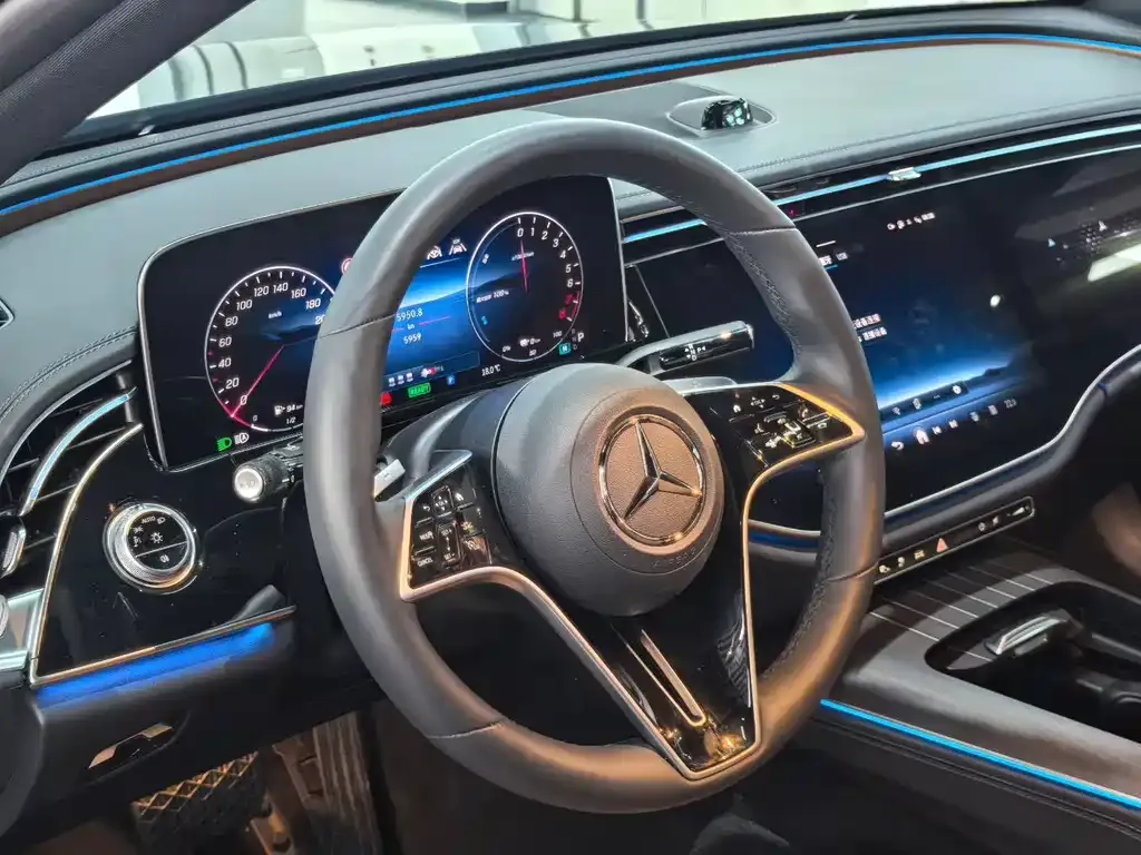 Mercedes-Benz E-Class New Energy — фото 7