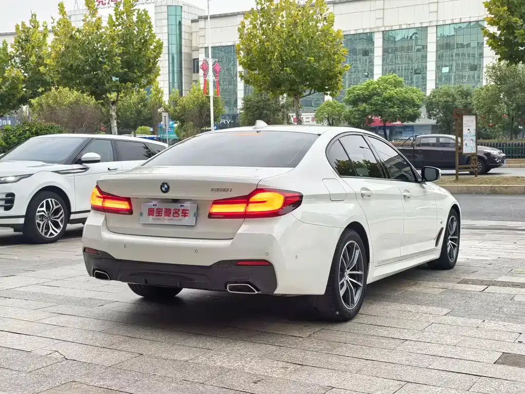 BMW 5 Series (Import) — фото 4