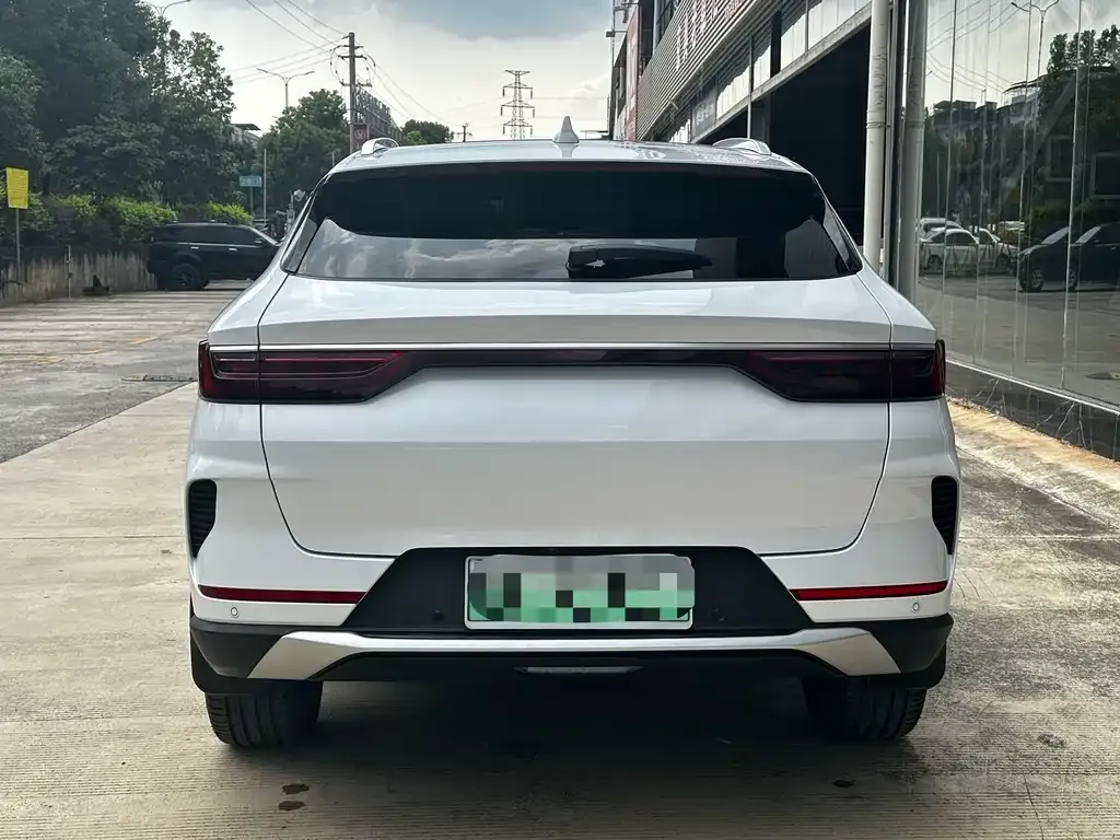 BYD PLUS New Energy — фото 6