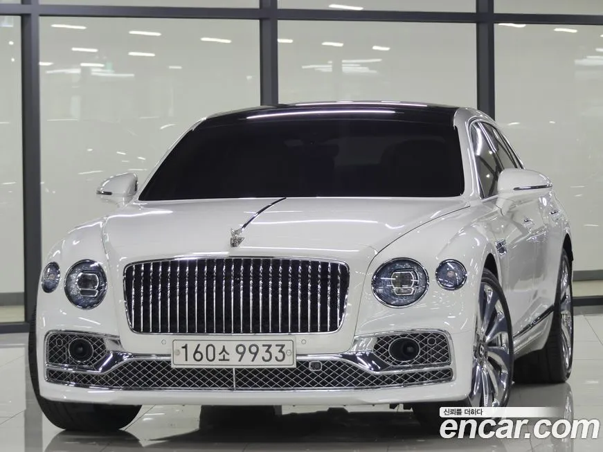 Bentley Flying Spur — фото 1