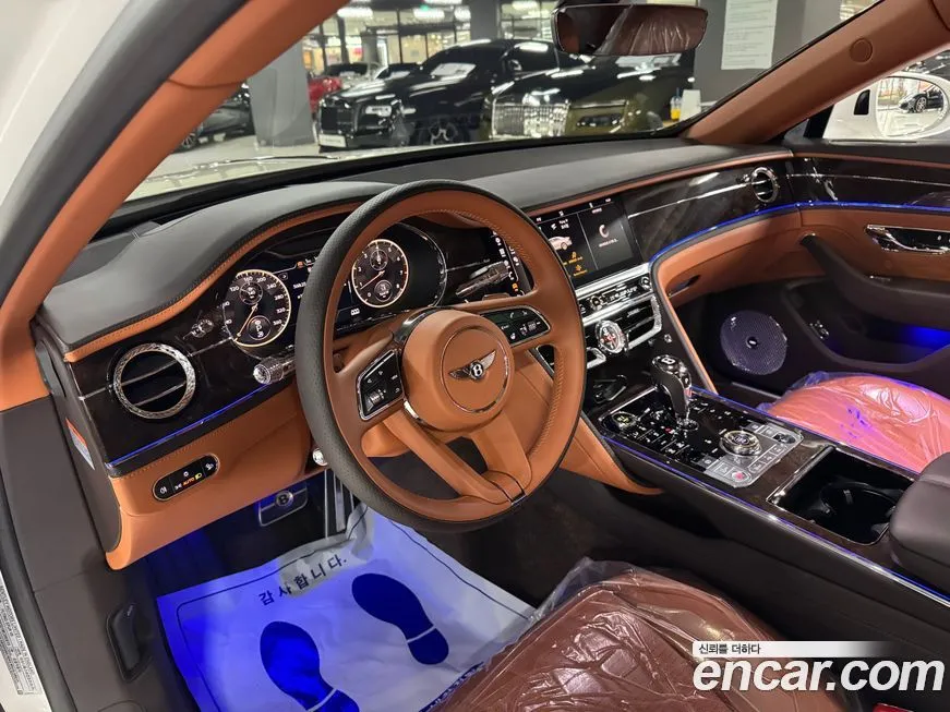 Bentley Flying Spur — фото 4