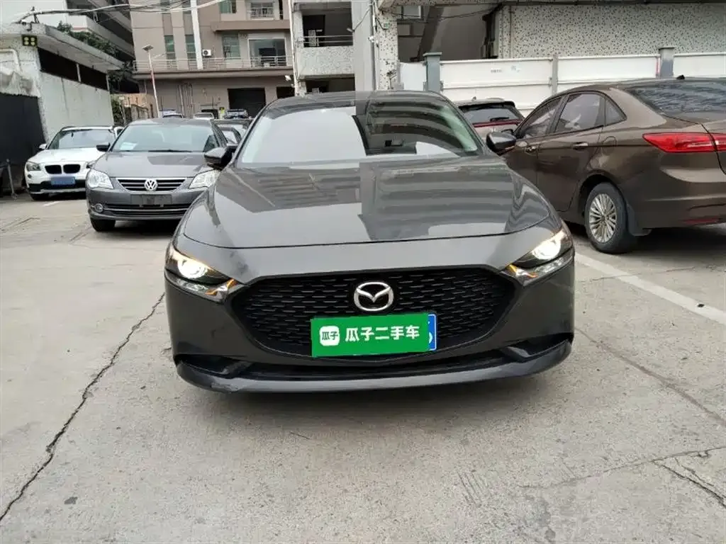 Mazda 3 Axela — фото 3