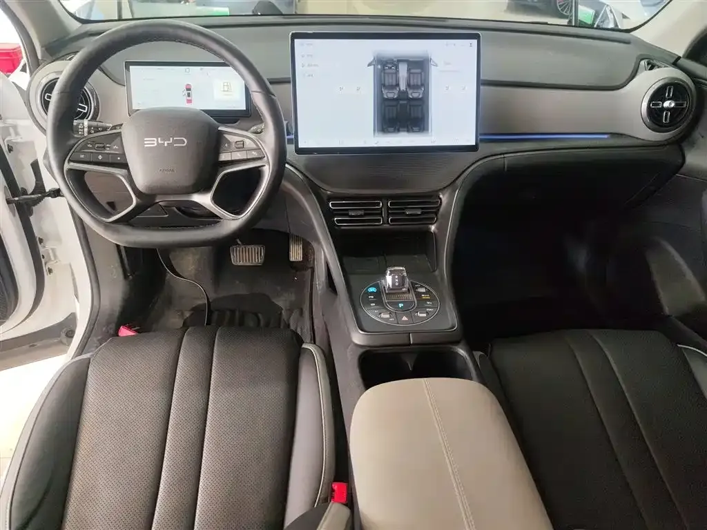 BYD Seal 05 DM-i — фото 10