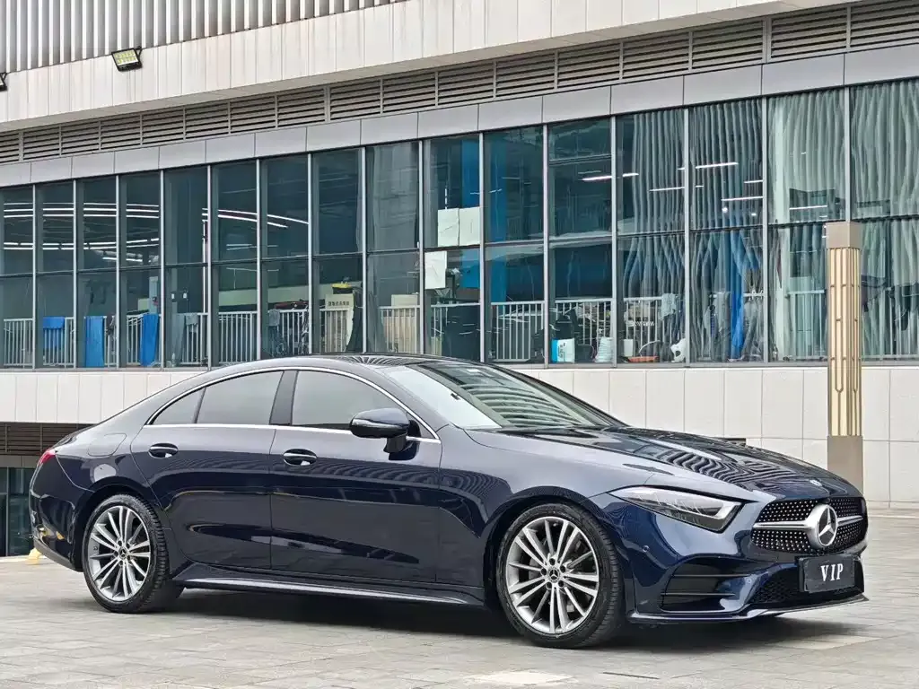 Mercedes-Benz CLS — фото 3