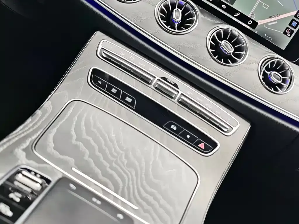 Mercedes-Benz CLS — фото 5