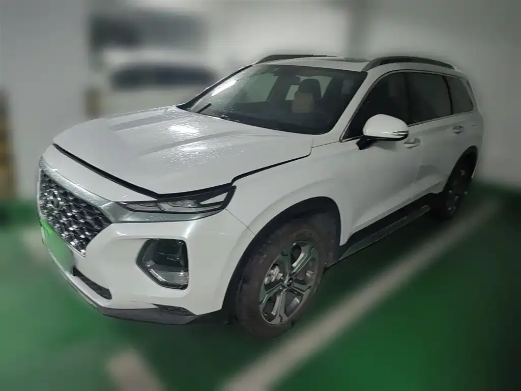 Hyundai Santa Fe — фото 1