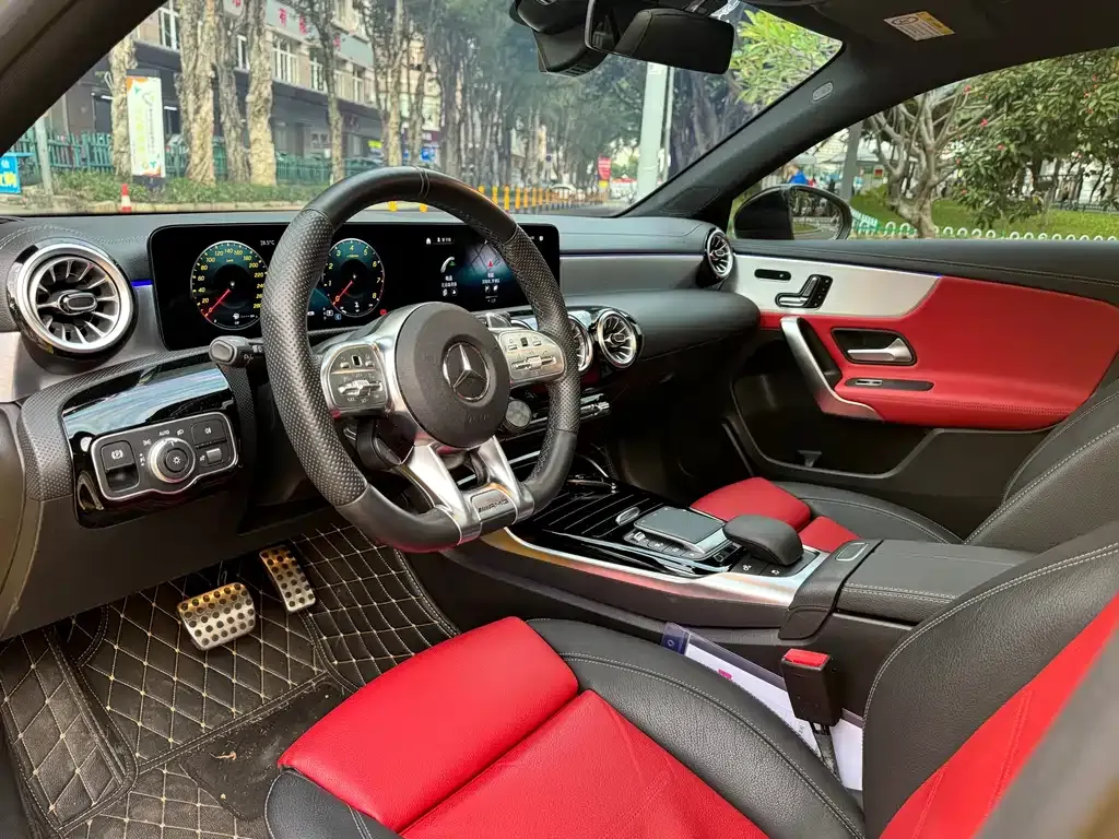 Mercedes-Benz A-Class AMG — фото 5
