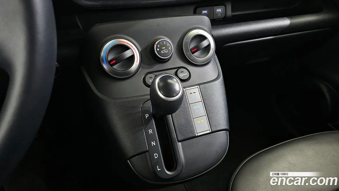 Hyundai Casper — фото 9