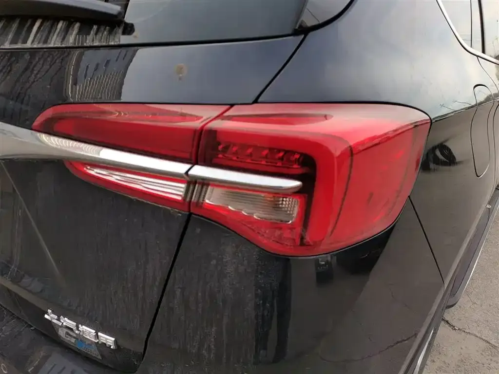 Buick Envision Plus — фото 8