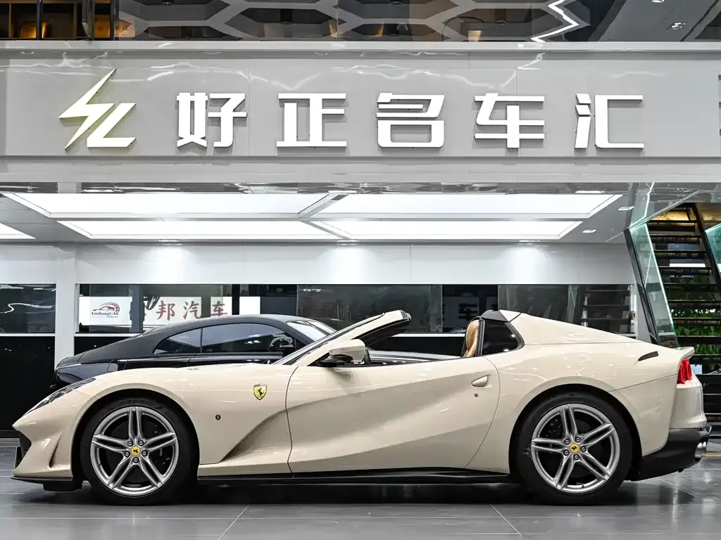 Ferrari 812 — фото 2