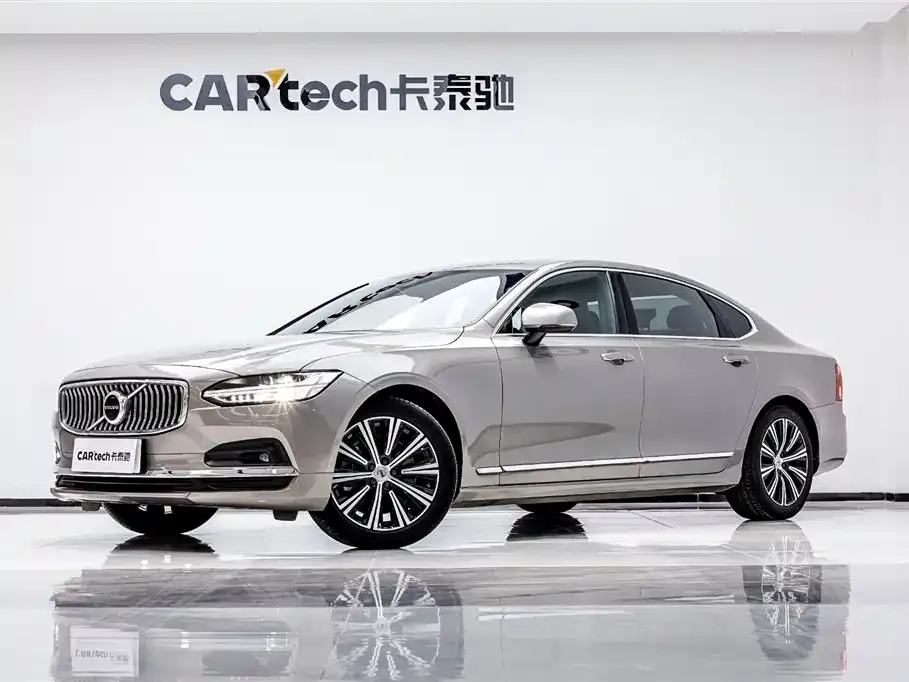 Volvo S90 — фото 1