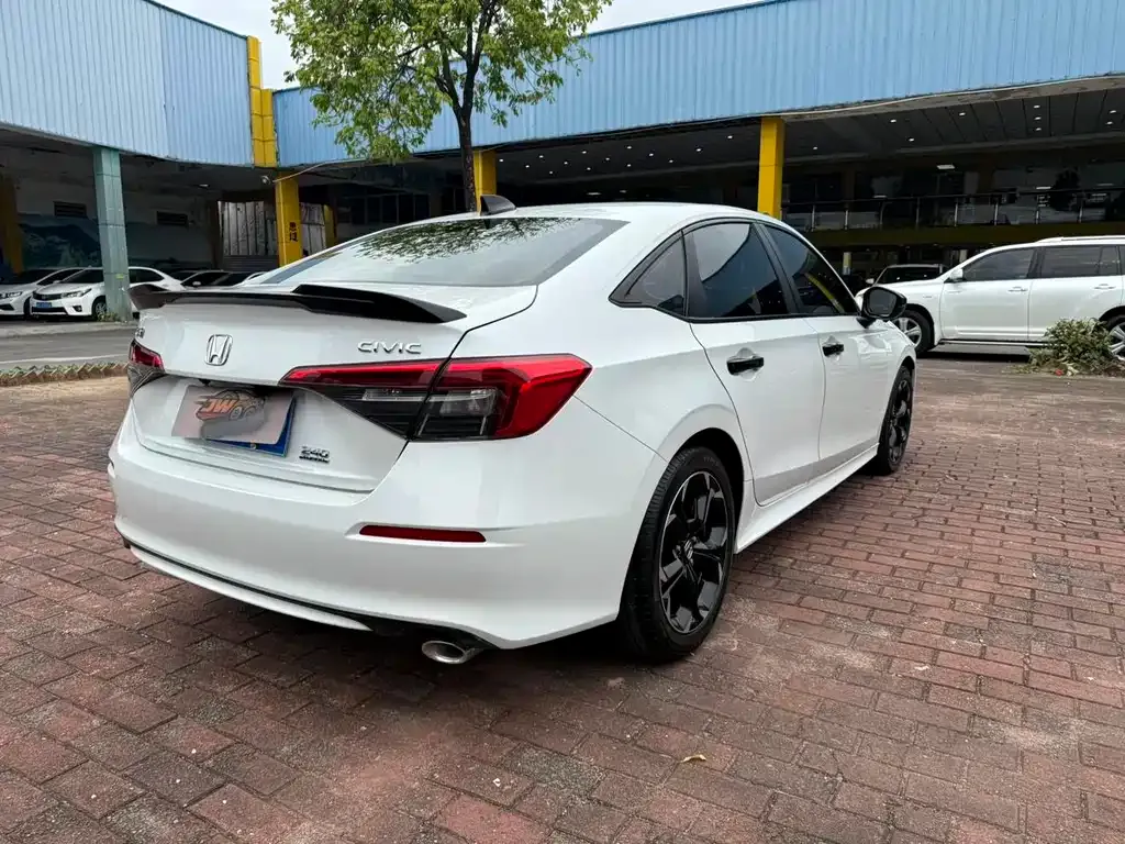 Honda Civic — фото 5