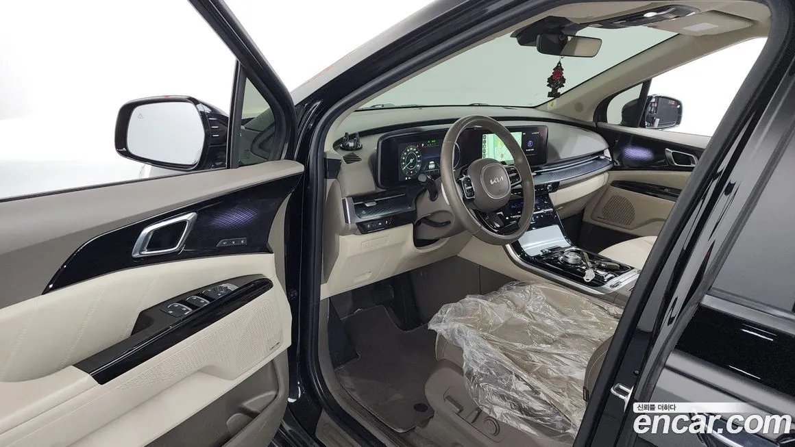 Kia Carnival — фото 10
